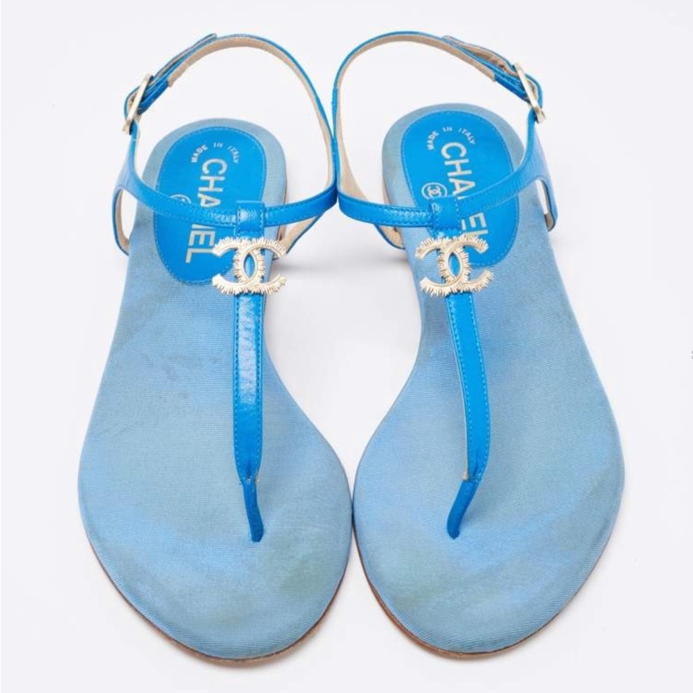 Chanel Blue Leather CC Thong Flat Ankle-Strap Sandals